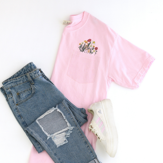 Mid-Century Floral Pocket Peeker Tee